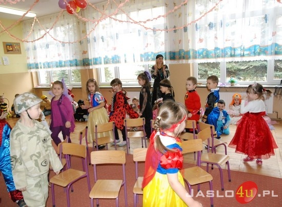 Bal karnawałowy w Przedszkolu Miejskim nr 12 w Jaśle