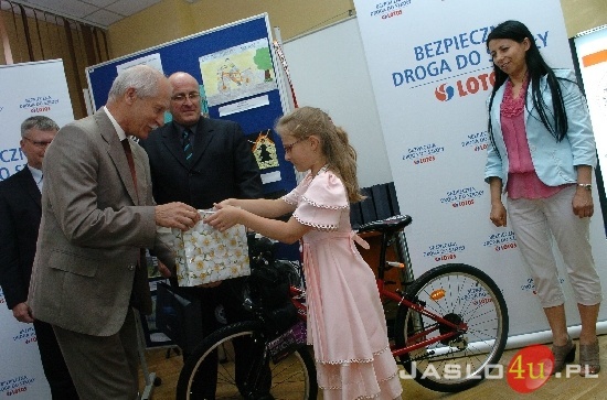 Bezpieczna droga do szkoły fot. Marek Dybaś