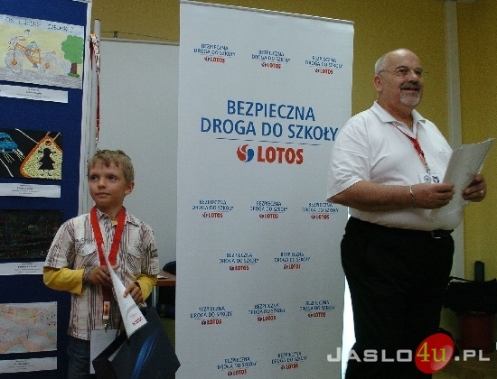 Bezpieczna droga do szkoły fot. Marek Dybaś