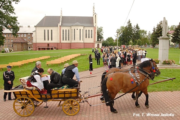 Dożynki Dębowiec Zarzecze 14.09.2008 - Fot. Tomasz Wrona