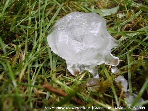 Gradobicie nad Jasłem i okolicą - 03.08.2009