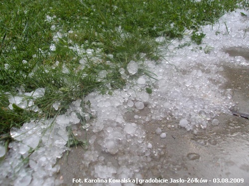 Gradobicie nad Jasłem i okolicą - 03.08.2009