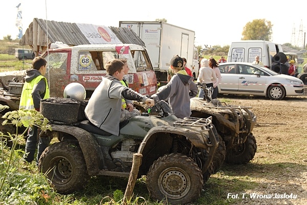 IV Piknik samochodów terenowych 4x4 i quadów 28.09.2008 - Fot. Tomasz Wrona