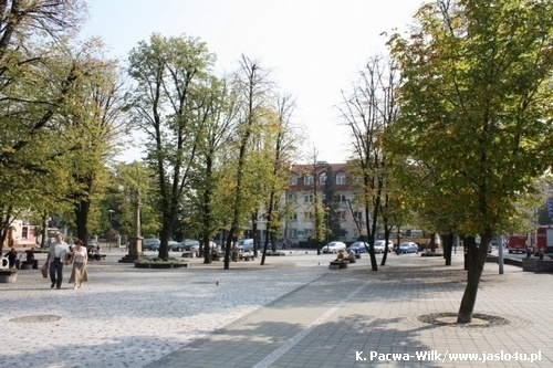 Jasielski Rynek bez drzew...