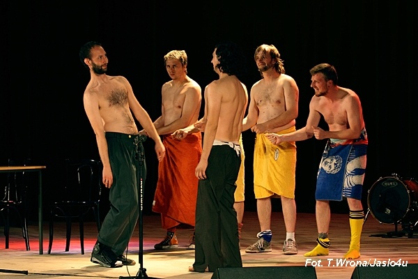 Kabaret Łowcy B w JKD-u