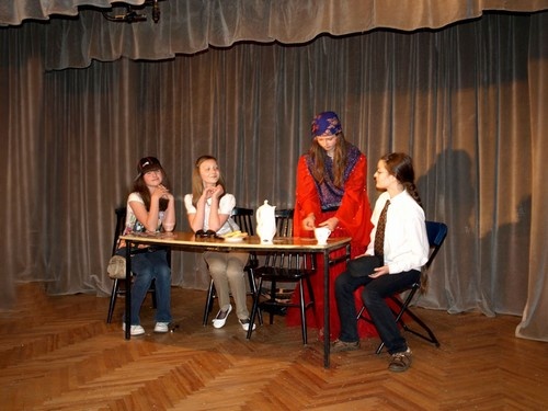 Konfrontacje teatrów
