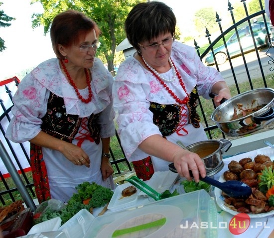 Kulinaria Naszego Regionu w Dąbrówce fot. Ilona Czarnecka