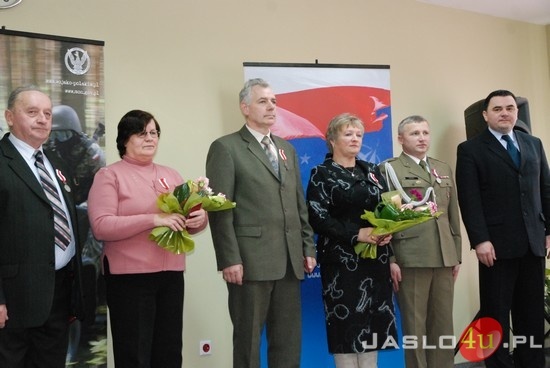 Medale "Za Zasługi dla Obronności Kraju"