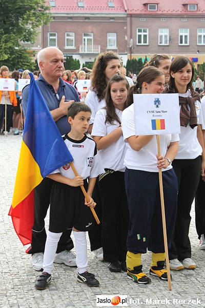 Międzynarodowo i sportowo