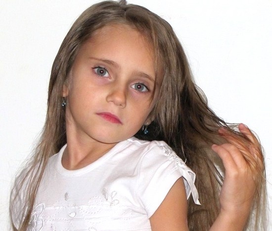 Mini-e-miss października 2011