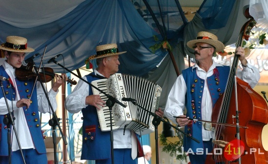 Miodobranie w Kołaczycach fot. Marek Dybaś
