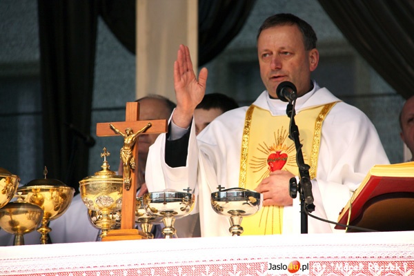 Msza w intencji tragicznie zmarłych pod Smoleńskiem