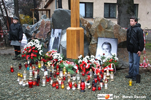 Msza w intencji tragicznie zmarłych pod Smoleńskiem