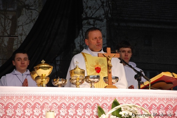 Msza w intencji tragicznie zmarłych pod Smoleńskiem
