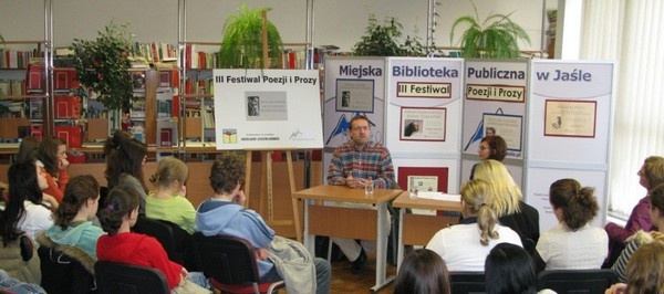 Na poważnie i z humorem o literaturze polskiej - Fot. MDK
