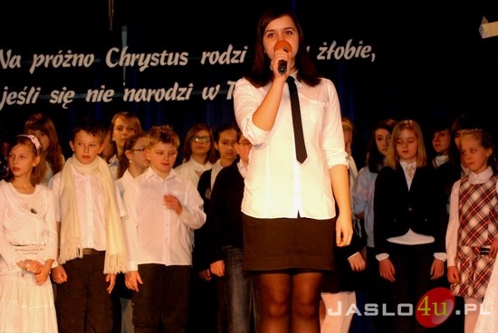 Noworoczny Dar 2012. Występy w ZSM nr 3 w Jaśle fot. Ilona Czarnecka
