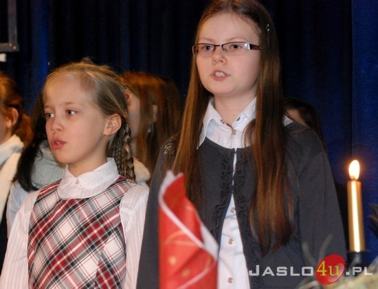 Noworoczny Dar 2012. Występy w ZSM nr 3 w Jaśle fot. Ilona Czarnecka