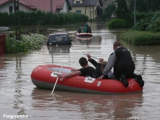Obrazy po powodzi - Fot. Czytelnicy J4U NOWE ZDJĘCIA!