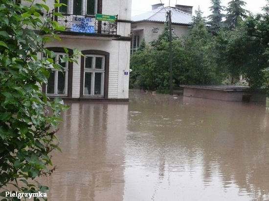 Obrazy po powodzi - Fot. Czytelnicy J4U NOWE ZDJĘCIA!