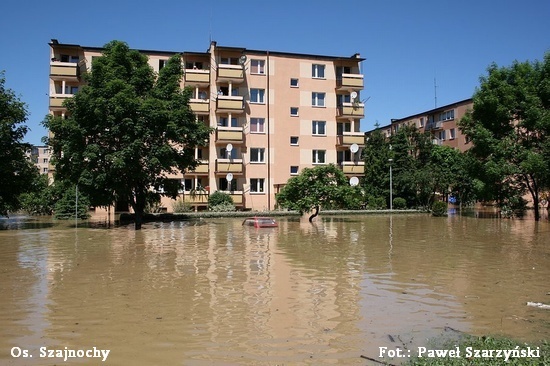 Os. Szajnochy po powodzi - Fot. P. Szarzyński