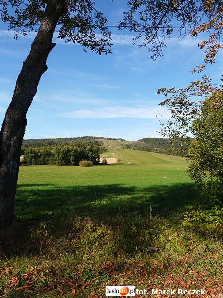 Pod niebem w Bezmiechowej