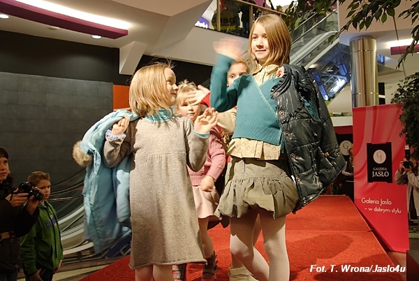 Pokaz mody - Galeria Jasło - T. Wrona