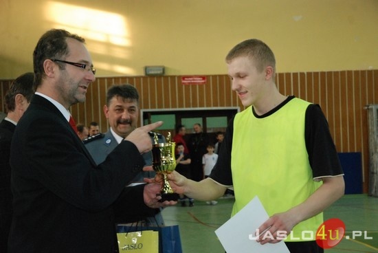 Powiatowy Turniej Koszykówki dla uczniów szkół ponadgimnazjalnych