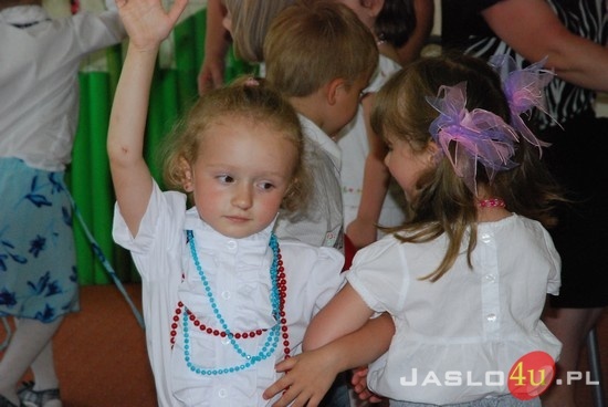 Przedszkolaki kochają mamę i tatę