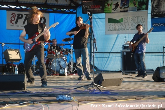 "Pod Prąd" - Festiwal rozmaitości scenicznych