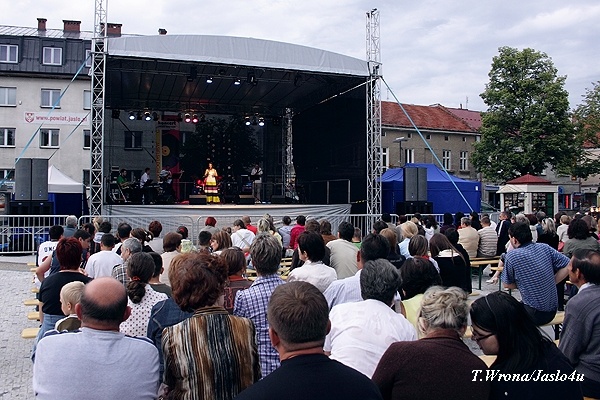 "Poznaj swój głos" - koncert na rynku w Jaśle