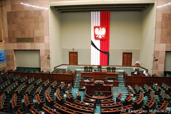 Sejm i Senat RP, cmentarz na Powązkach w Warszawie - 23.04.10