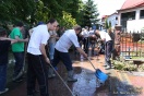 Sprzątanie kościoła MB Częstochowskiej