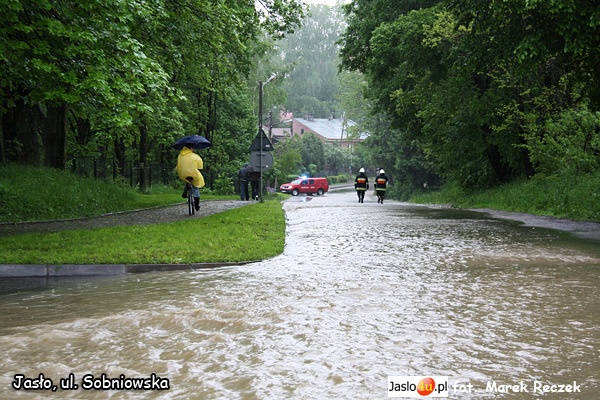 Ulica Sobniowska pod wodą