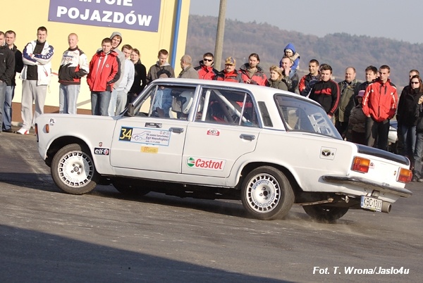 VIII Jasielski Samochodowy Rajd Niepodległości - Fot. T. Wrona