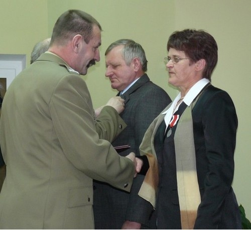 W podziękowaniu za wzorową służbę