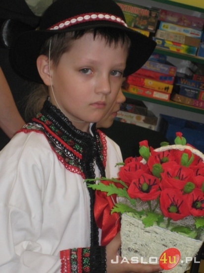 Wojewoda w przedszkolach z okazji Dnia Dziecka