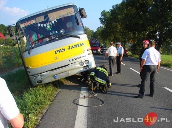 Wypadek autobusu w Kluczowej