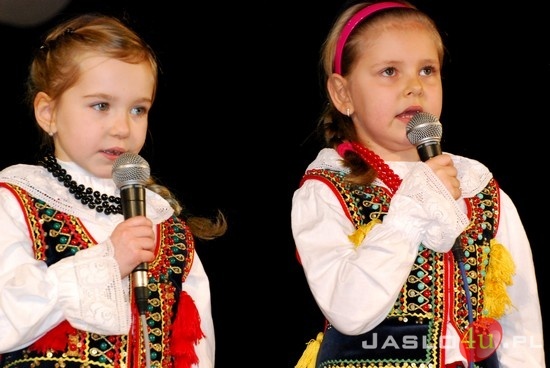 XVII Konkurs Kolęd i Pastorałek. Występy przedszkolaków fot.Ilona Czarnecka