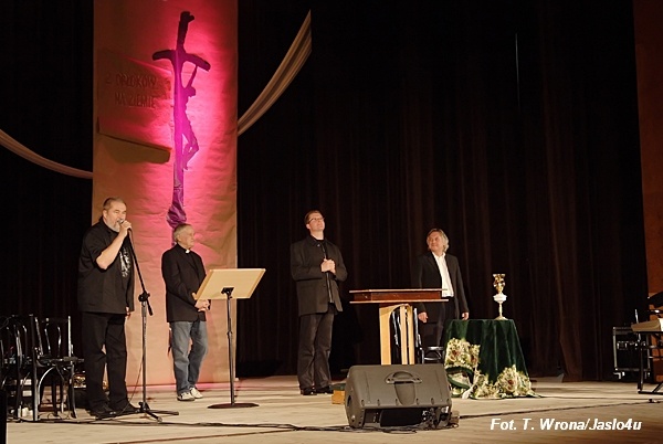 Z obłoków na ziemię - Jan Nowicki w JDK 18.10.2008 - Fot. Tomasz Wrona