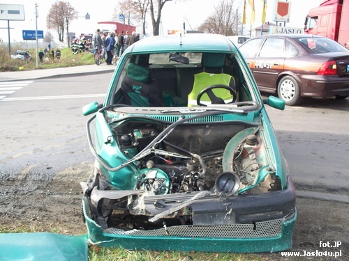 Zderzenie trzech samochodów na Bieszczadzkiej