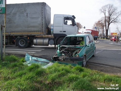 Zderzenie trzech samochodów na Bieszczadzkiej