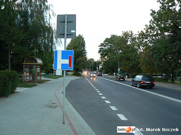 Znaki drogowe w Jaśle
