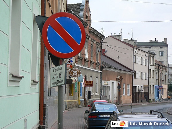 Znaki drogowe w Jaśle