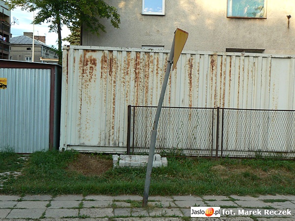 Znaki drogowe w Jaśle
