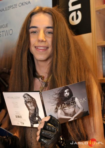 Michał Szpak w EMPIK-u w Jaśle