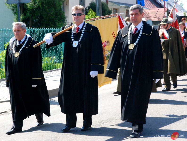 Dębowiec z Bazyliką Mniejszą NMP z La Salette