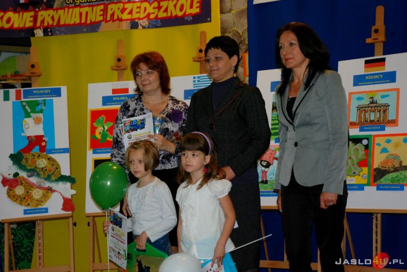 "Europa oczami dziecka". Przegląd twórczości plastycznej w Bajkowym Przedszkolu