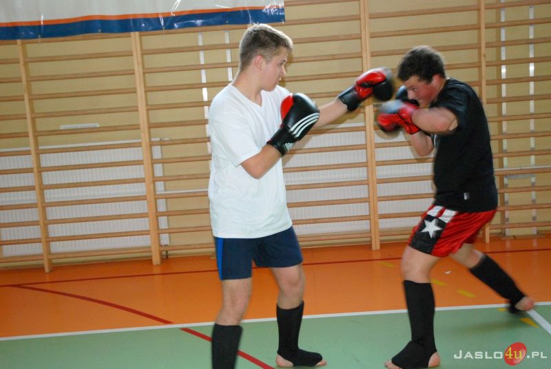 Zawodnicy formuły K- 1 z Jasła na gali w Nowym Sączu