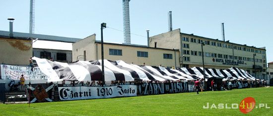 Czarni świętują III ligę