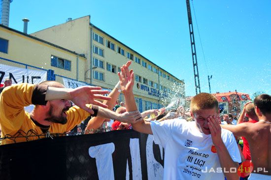 Czarni świętują III ligę